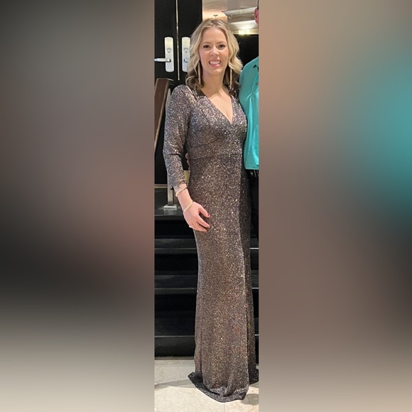 Calvin Klein Long Formal Gown SZ 6 - Picture 2 of 6